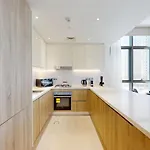 Liv Residences - Airy One Bedroom In Dubai Marina