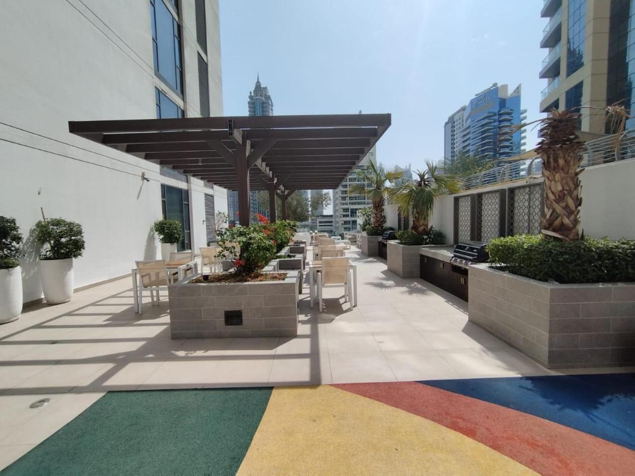 Apartment Liv Residences - Airy One Bedroom In Marina Dubai